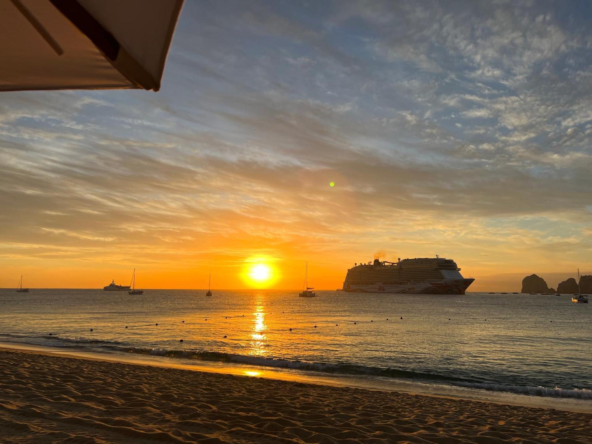 Cabowilson Lägenhet Cabo San Lucas Exteriör bild